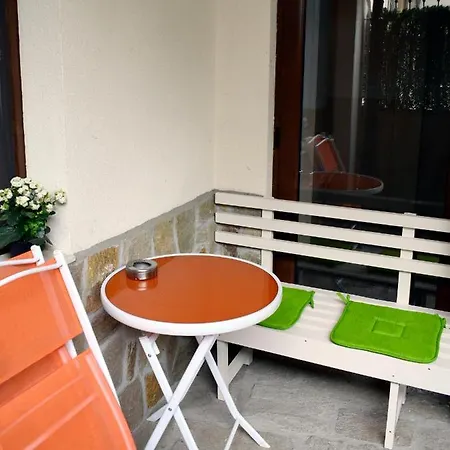 Flora Beach 6 * Burgas